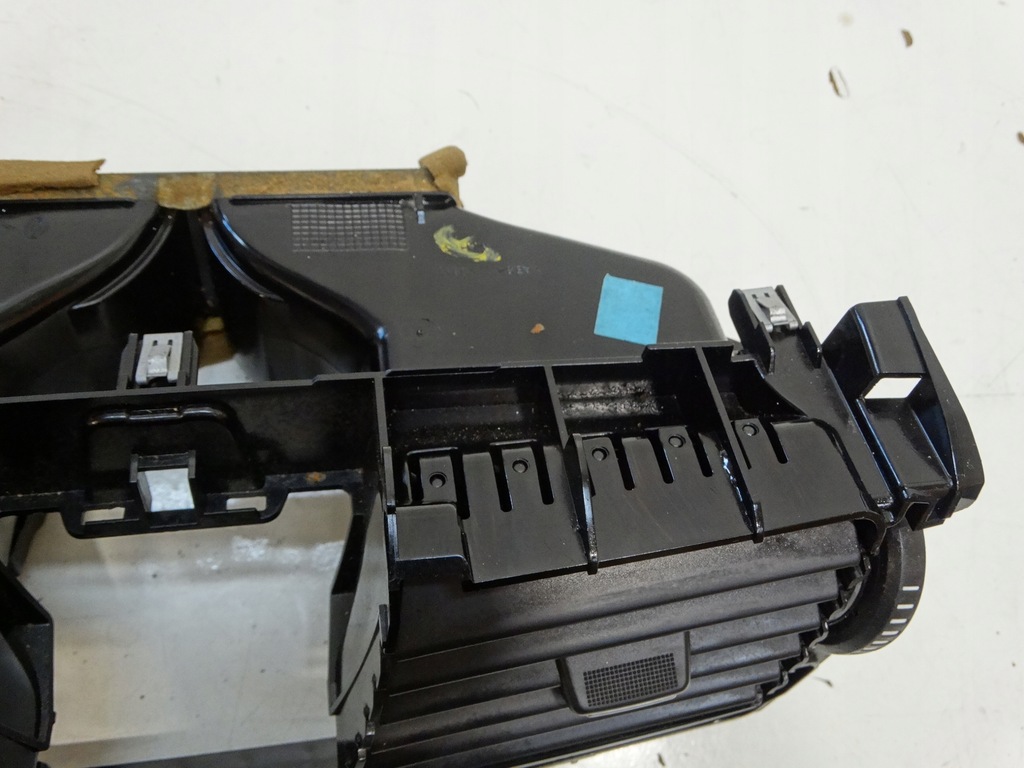 фото №6, Решётка обдув средняя renault laguna iii 1001109