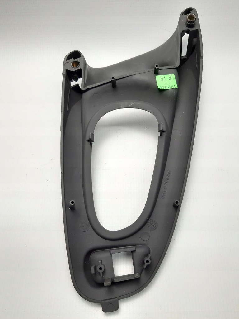 фото №2, Рамка ручка двері лівий перед mitsubishi space star