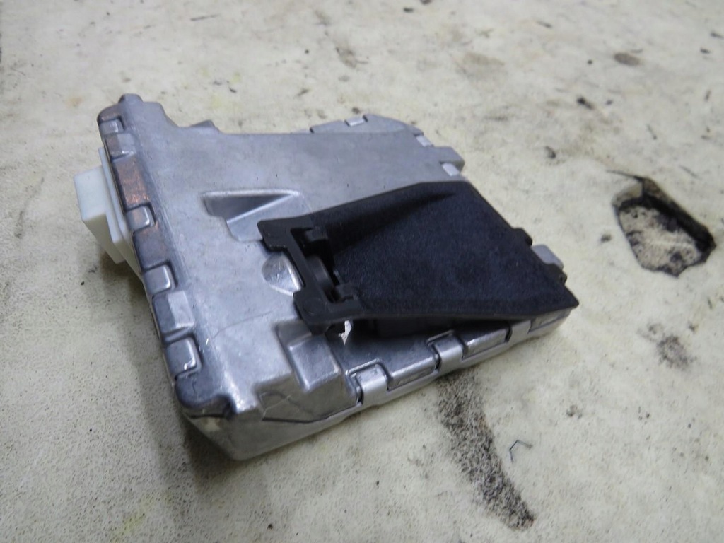 фото №6, Камера ассистент поперечина mazda 3 bm 2.2 d 3- bhs2-67xcx