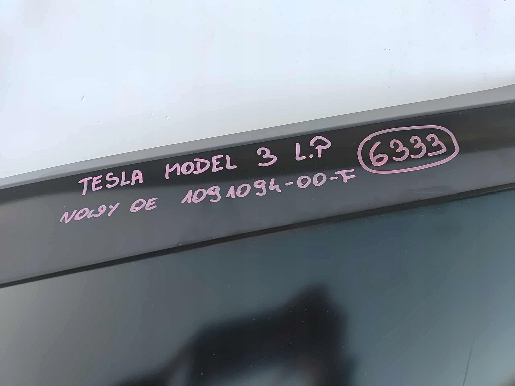 Tesla model 3 крыло  левое  перед передний новый оригинальный номер 6333 Доставка