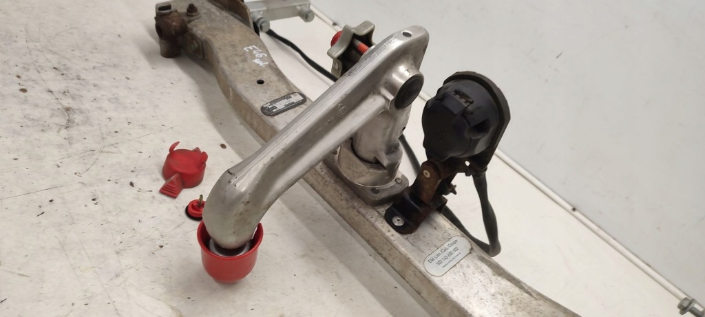 Купити Hak буксирувальний bmw e46 lift 2,2