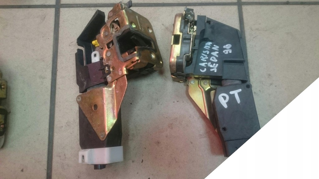 фото №1, Carisma space star 95-04 замок правий задній 2 pin