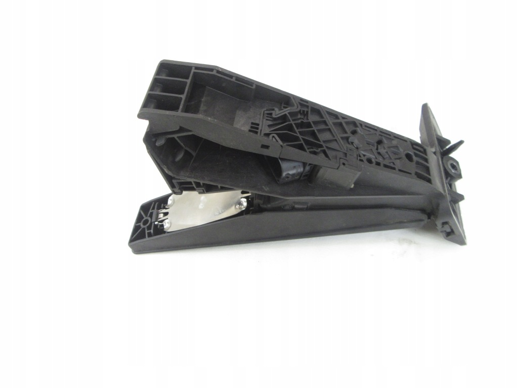 фото №8, Педаль газа bmw e60 e61 e65 e66 e70 e71 e83 e90 e91 f06 f10 f11 f25 автоматическая коробка передач