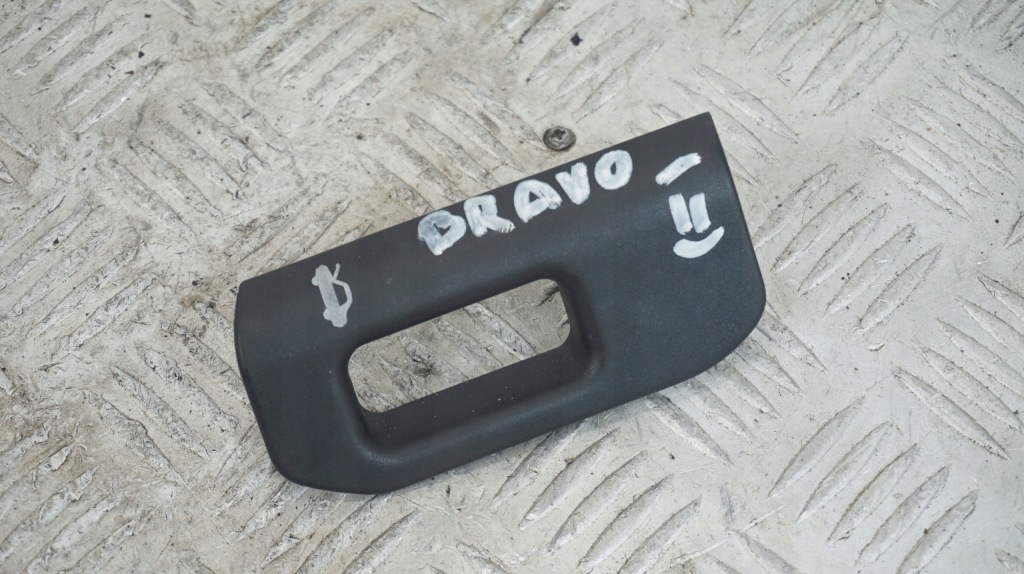 Купити Fiat bravo ii ручка капот eu
