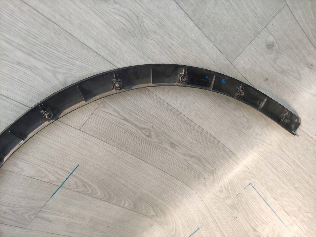 фото №7, Tesla model y 20- молдинг накладка крыла правый перед 165869200a