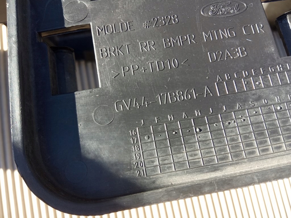 Ford kuga mk2 2017-19- кронштейн  абсорбер бампера задняя Цена