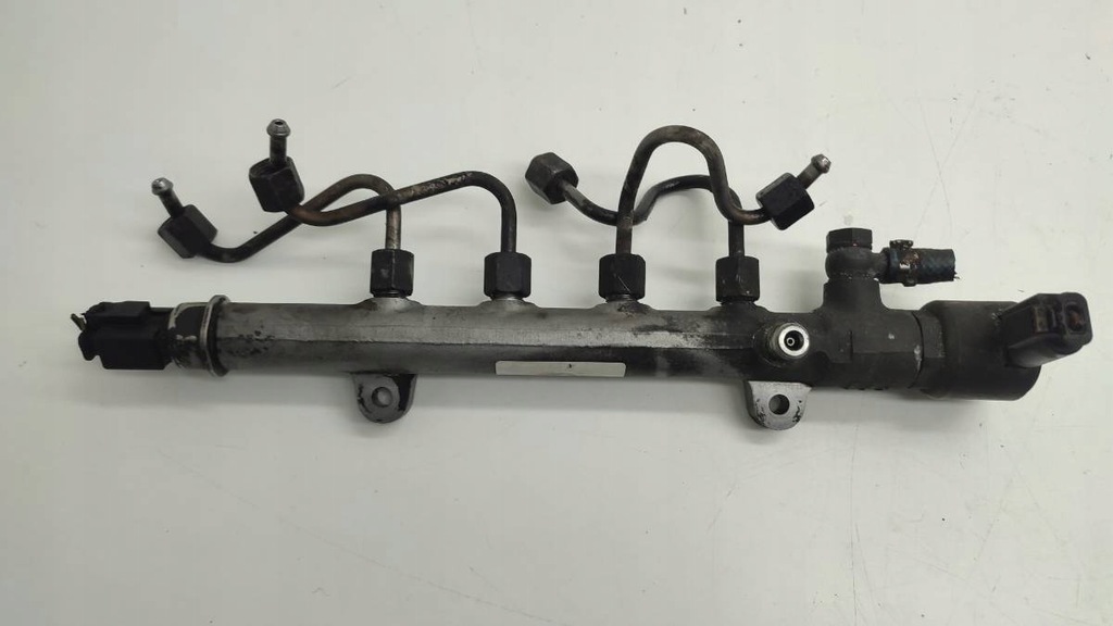 фото №1, Молдинг впрыскная mercedes w212 2.2 cdi