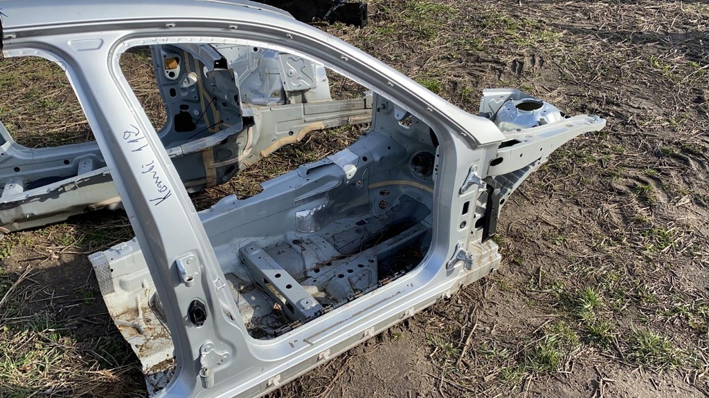 фото №1, Mercedes e w212 212 kombi подкрылок лонжерон левая