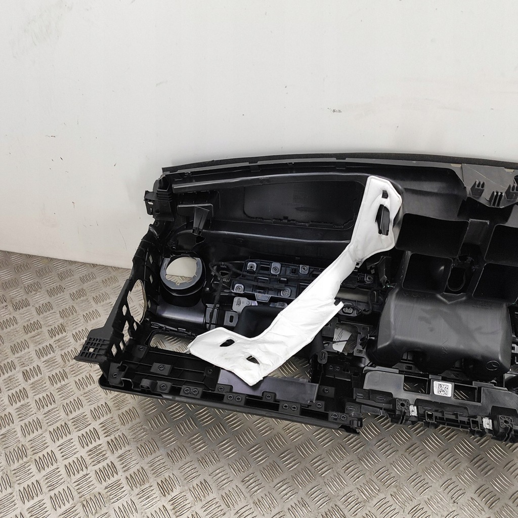 фото №5, Mercedes-benz eqb 2024 панель приладів приладова