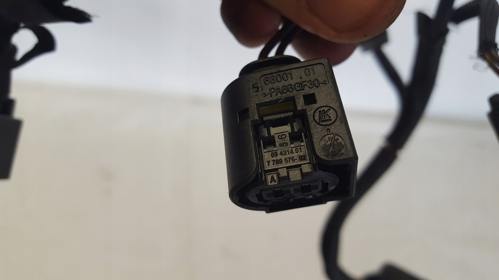 фото №8, Toyota avensis t29 d4d електропроводка свічка 732000305