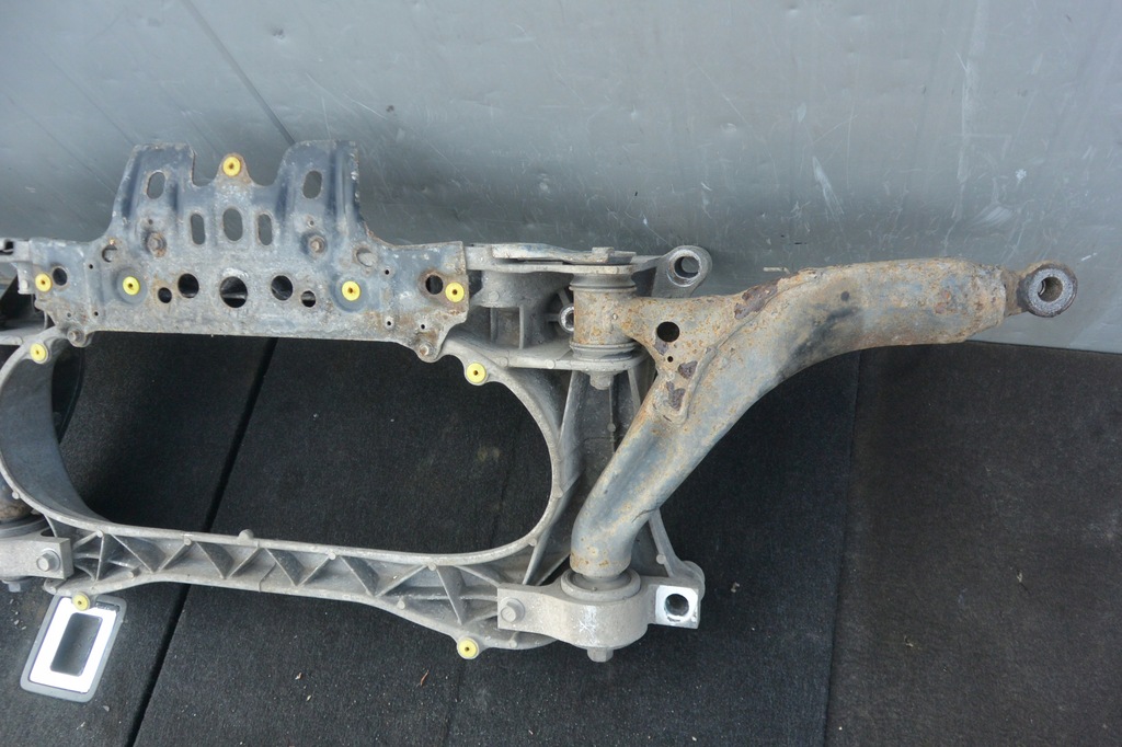 фото №10, Подрамник подрамник балка рычаг левый правый перед kpl 3.5 v6 lexus gs iii 450h mk3