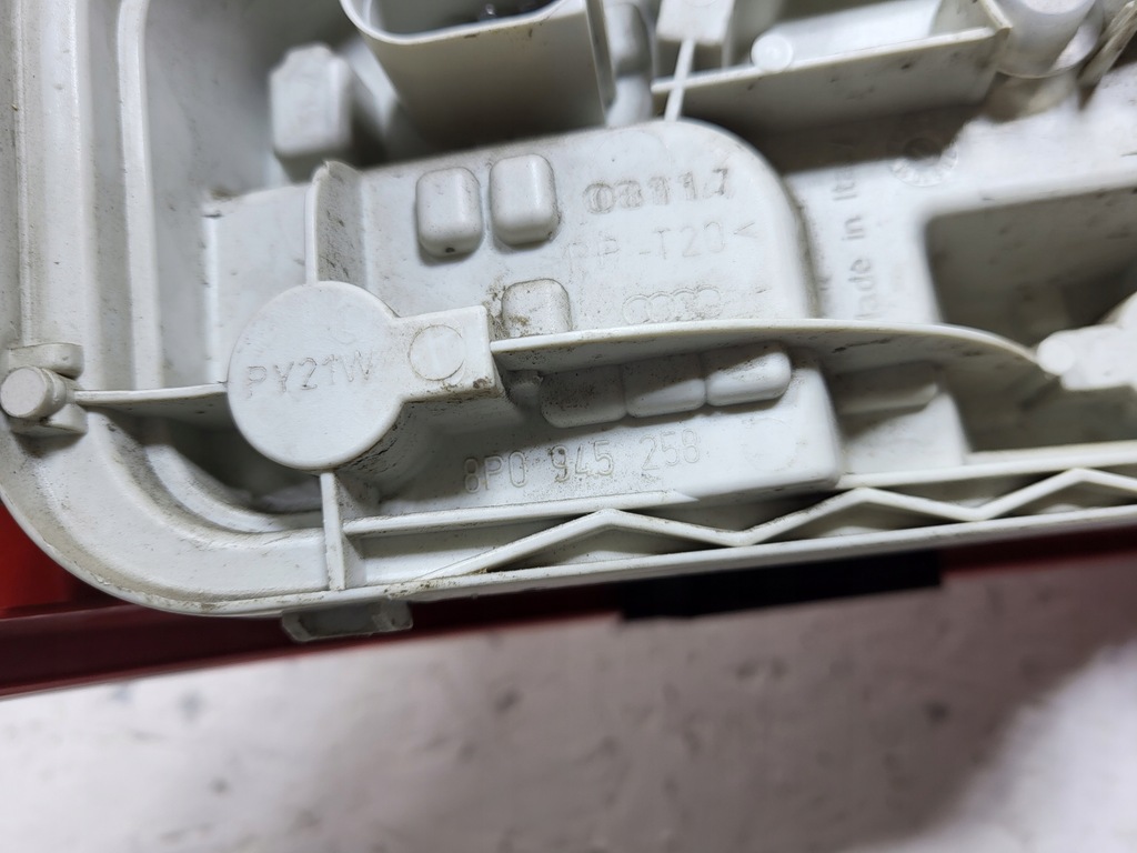 фото №7, Audi a3 8p0 лампа задня права 8p0945258