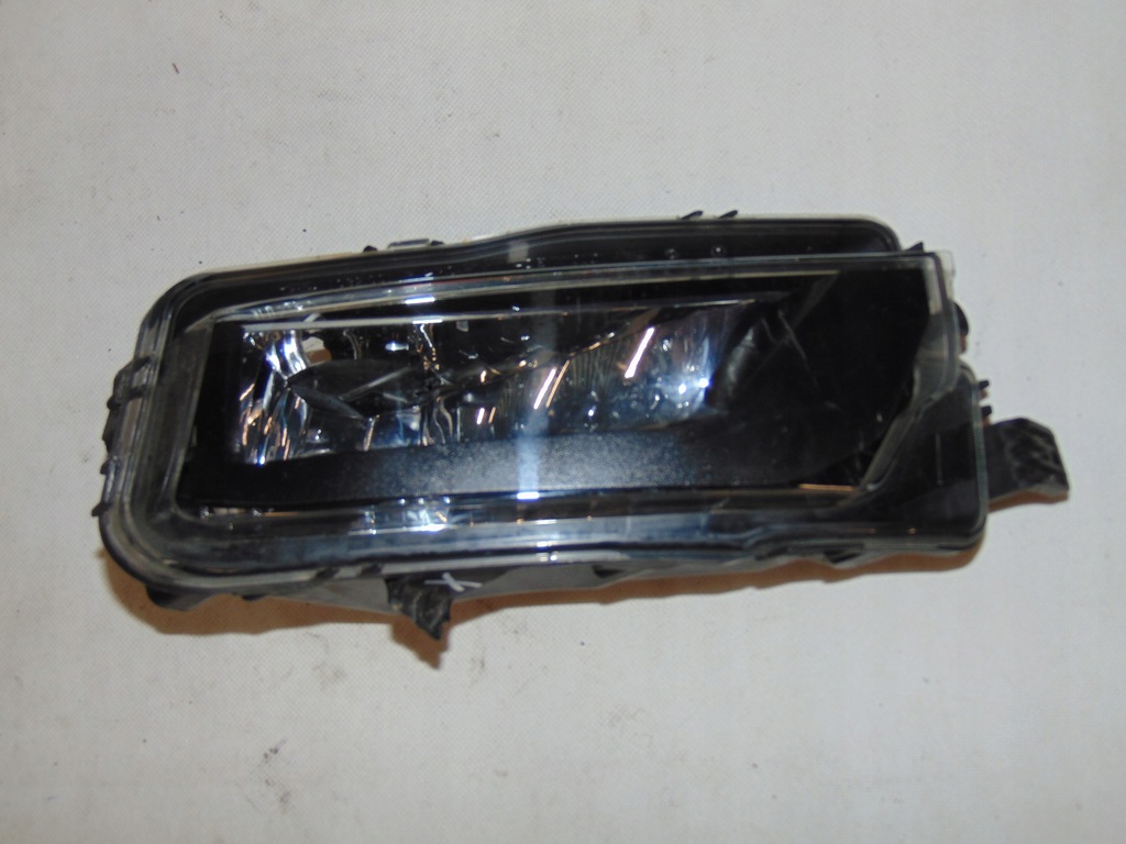 фото №1, Протитуманна фара правий vw crafter ii 7c0941662a
