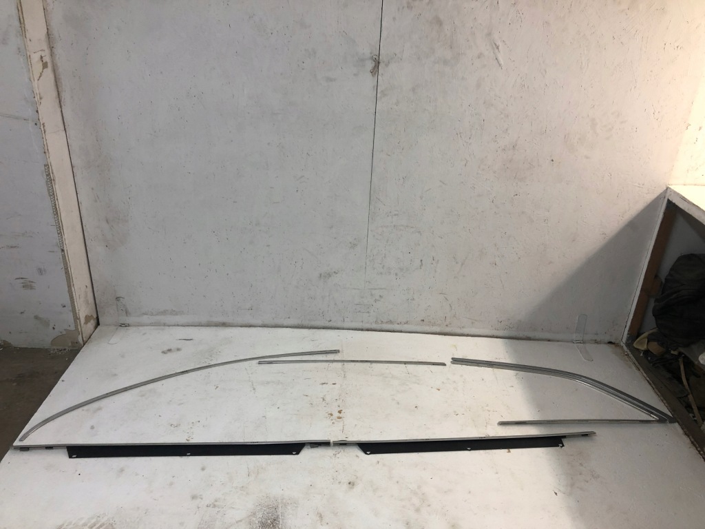 фото №1, Audi q7 накладки кузовные левая сторона