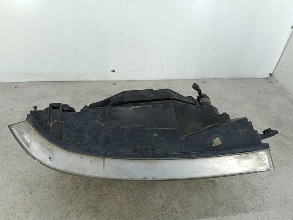 Купить Лампа перед левая citroen jumper i fl 0318113213 2.0 hdi