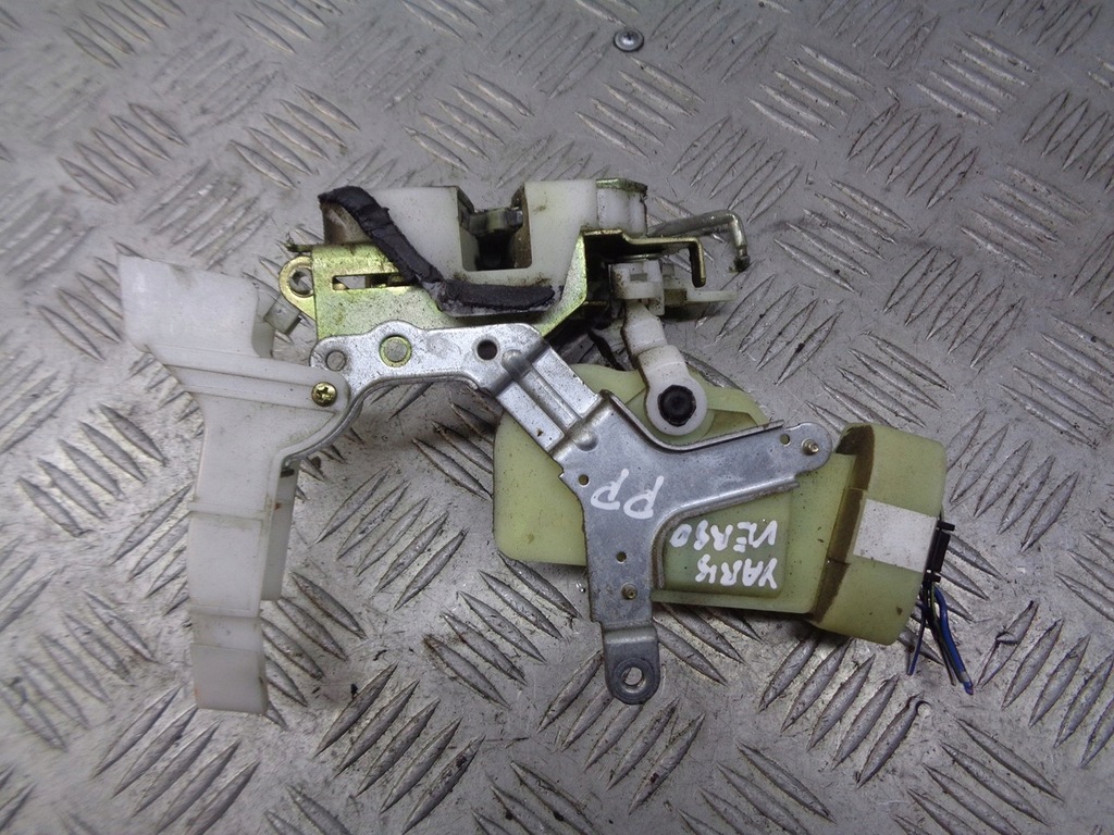 фото №1, Замок дверь правый перед toyota yaris verso