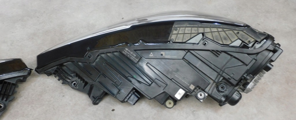 фото №14, Audi q8 4m8 лампа права ліва full led 4m8941033 4m8941034 повний