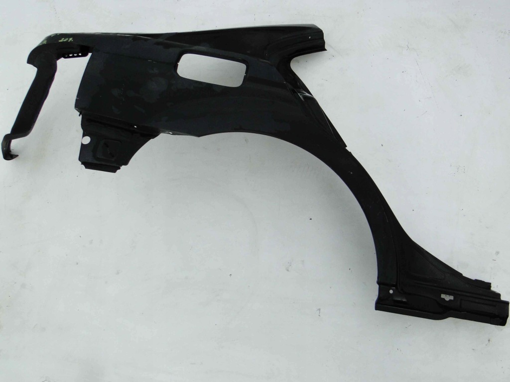 Купити Mercedes c klasa 204 limu крило задній правий поріг