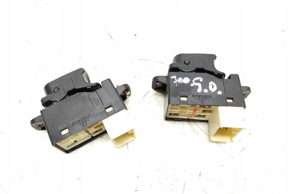 фото №8, Кнопка керування вікон задніх правих двері hyundai sonata v nf