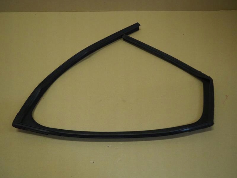 фото №1, Прокладка стекло правый задняя mazda cx5 ii