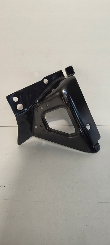 Купити Напрямна підсилювач ліва бампера tesla model 3