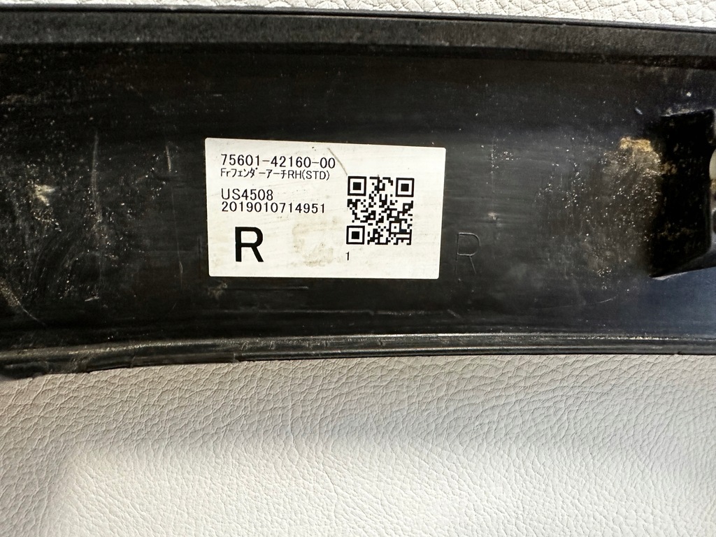 фото №7, Toyota rav 4 rav-4 молдинг крила правий перед 18-