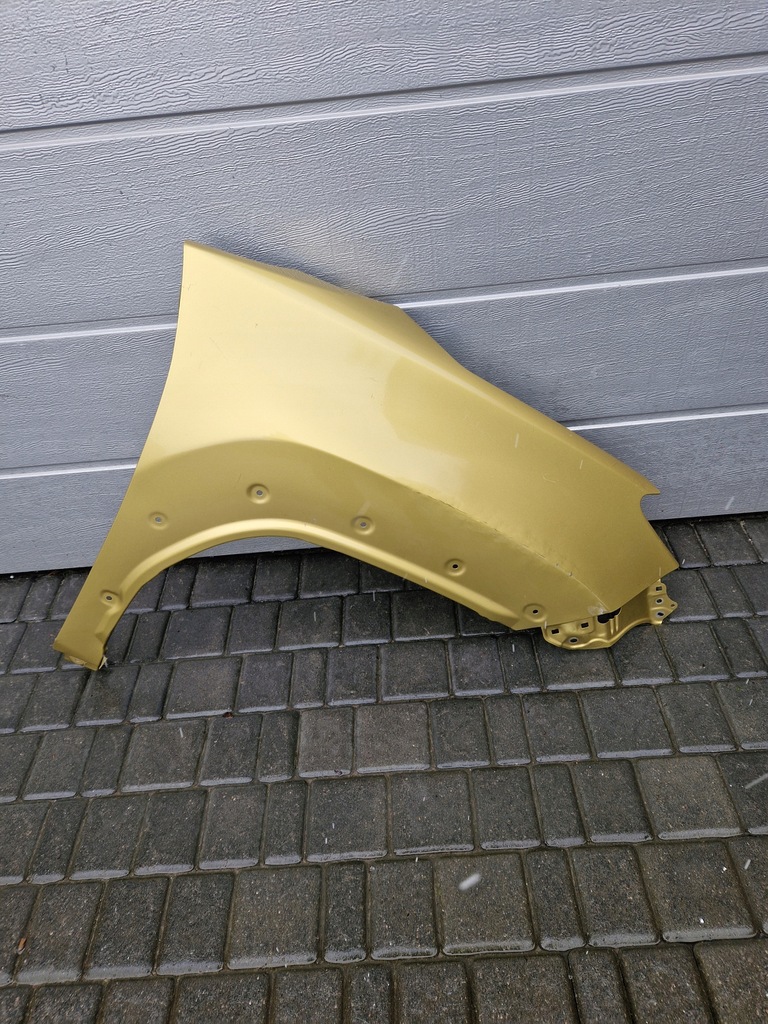 фото №1, Крыло правый toyota yaris cross