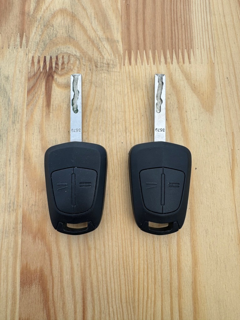 фото №1, Ключ pilot opel corsa d 433mhz 13387368