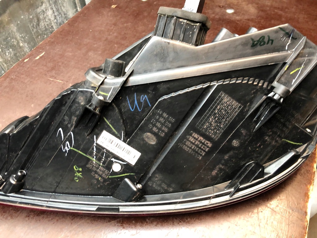 фото №5, Лампа левая задняя vw beetle 2011-2019