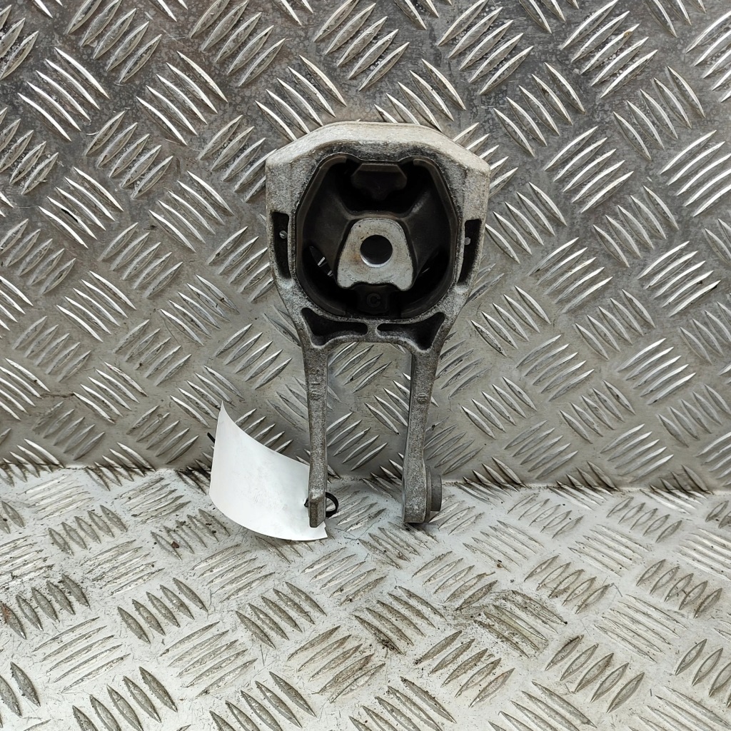 Lexus ux 2019 з задній кронштейн / кронштейн двигуна Недорого