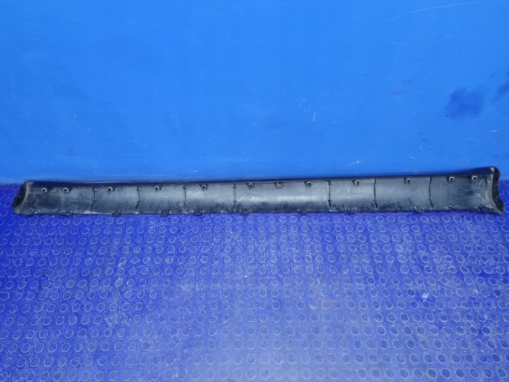 Tesla model y правая накладка порог оригинал 1497744-00-c в Украине