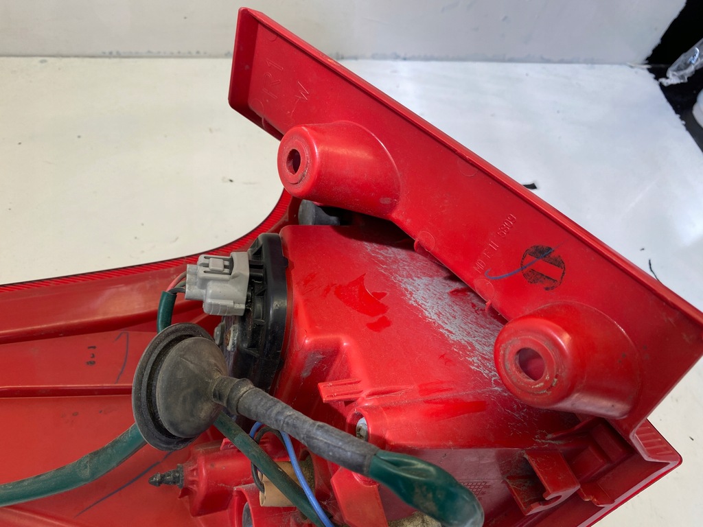 фото №11, Toyota auris ii лампа правый задняя 02-267