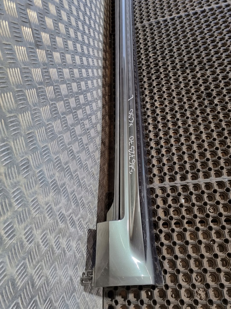 фото №3, Volvo xc90 ii молдинг порог левая