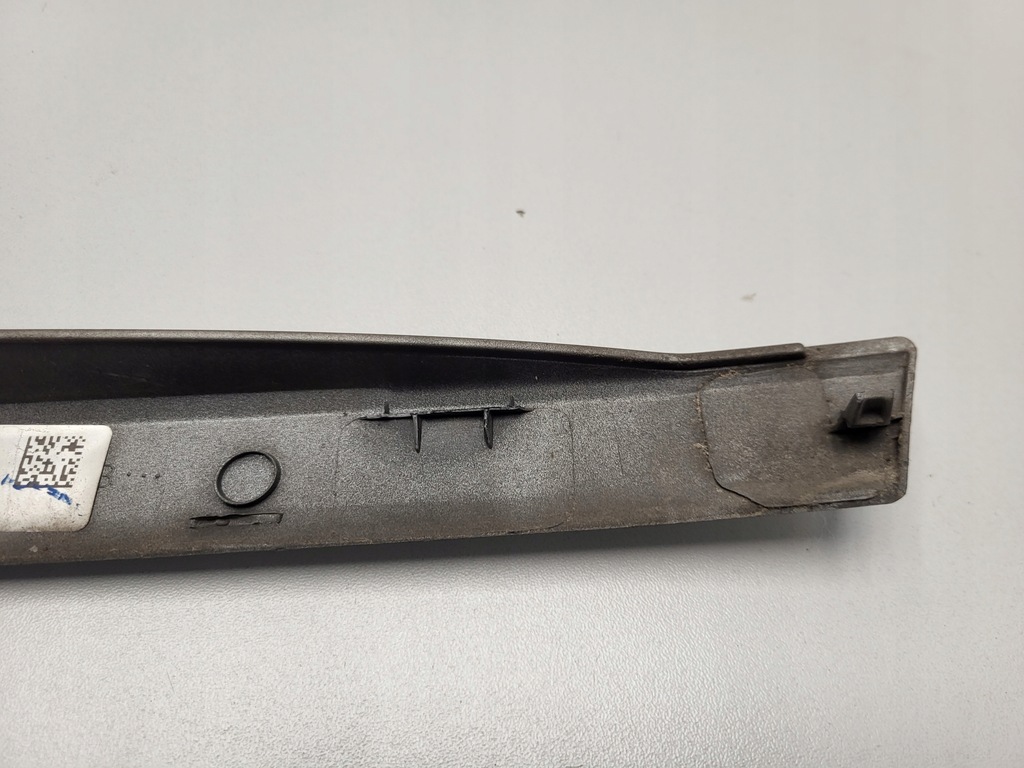 фото №13, Land range rover l405 молдинг бампера задняя левая оригинальный номер накладка ck52-17d753-ad