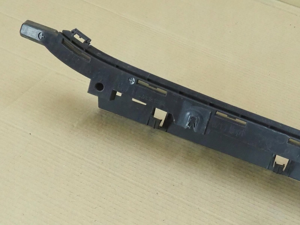 фото №13, Напрямна кронштейн бампера задня mercedes e-klasa w213 2138852304