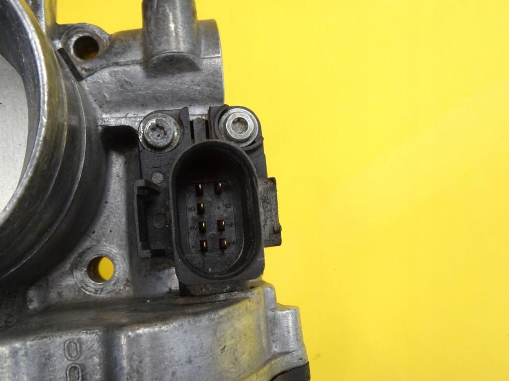 фото №5, Дроссельная заслонка audi a3 s3 8l 1.6 бензин 06a133064j nr46