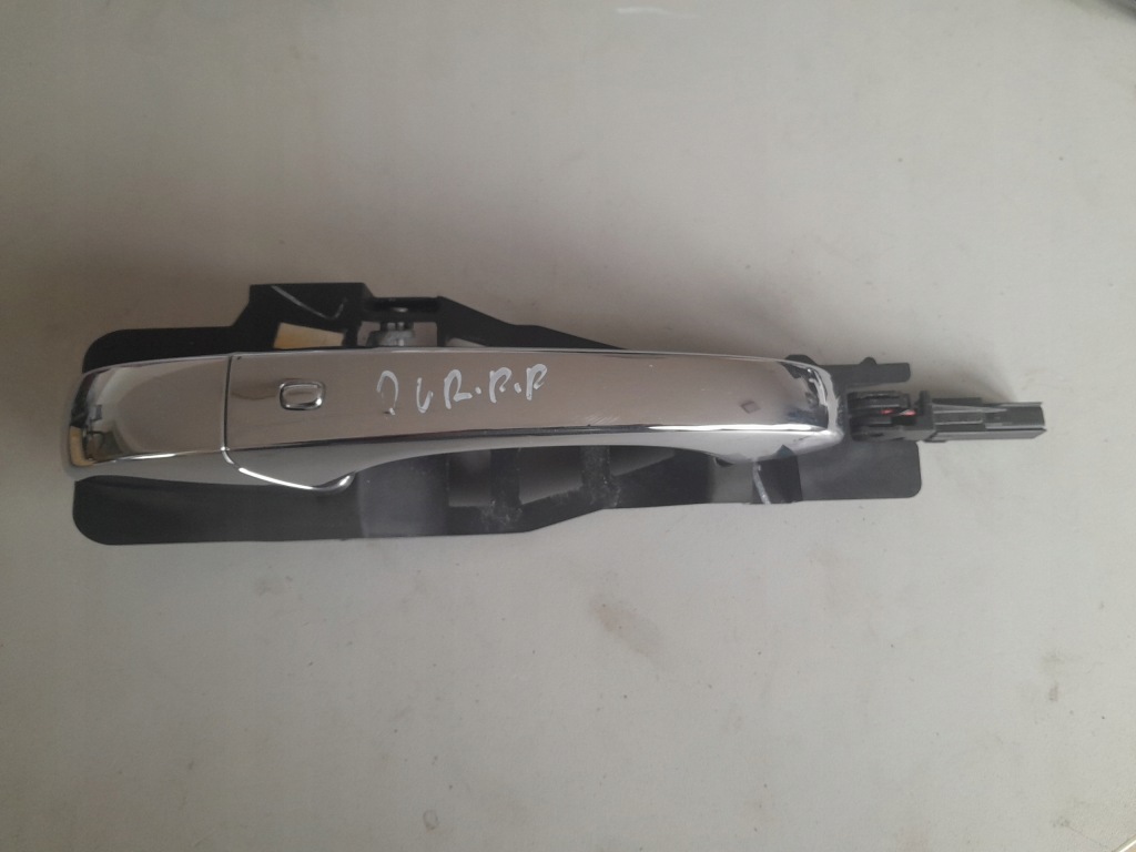 Купить Dodge durango iii wd 2012r ручка дверь перед правая keyless 04589884ah