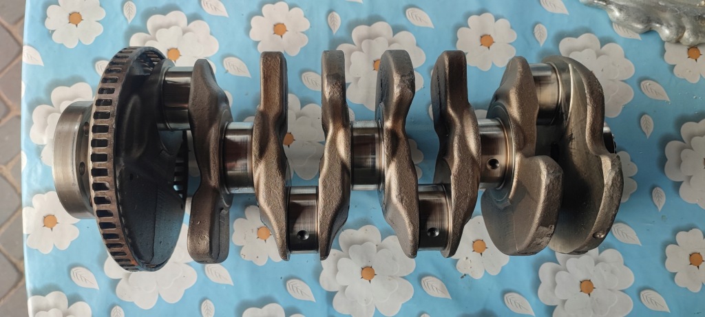 Купити Wał колінчастий audi a4 q5 vw golf gti r 2.0 tsi tfsi