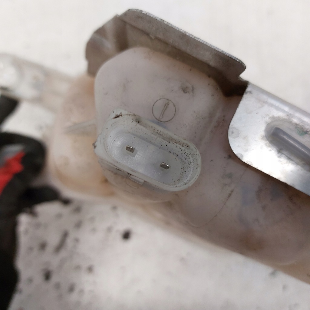 фото №9, Audi a5 8t 3,0d бачок омывателя 8k0121405a