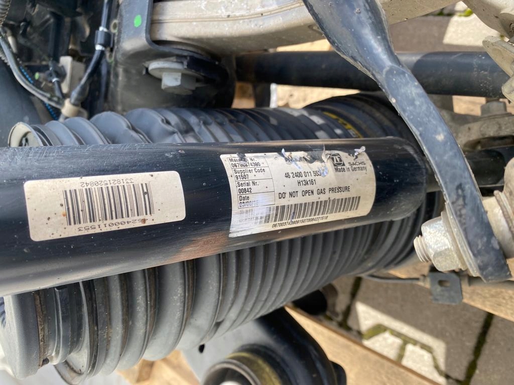 Maserati levante 3.0 d задні підвіска вісь  балка привідний вал міст амортизатор Ціна