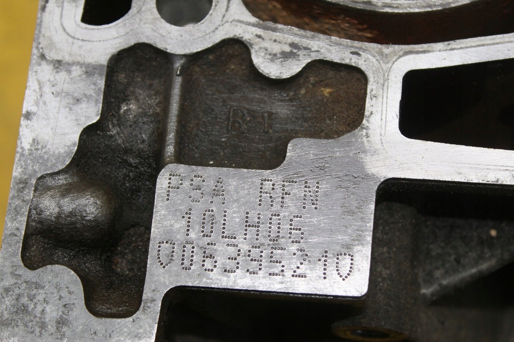 фото №14, Блок двигателя peugeot 406 306 2.0 b rfn 10lh06