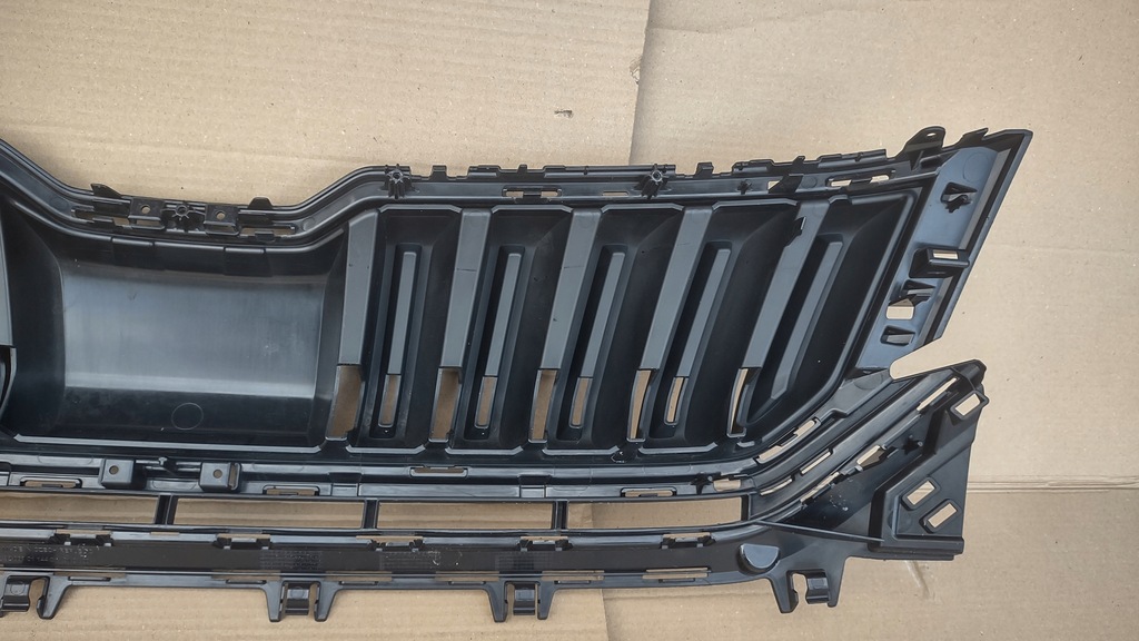 фото №10, Skoda kodiaq 565 17-20 решітка радіатора радіатора решітка радіатора 565853653b skoda оригінальний номер