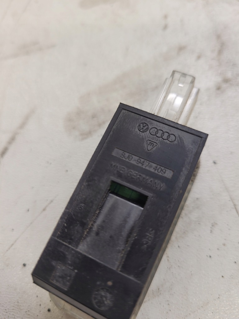 фото №4, Лампа освещение кабины audi led 8j0947409