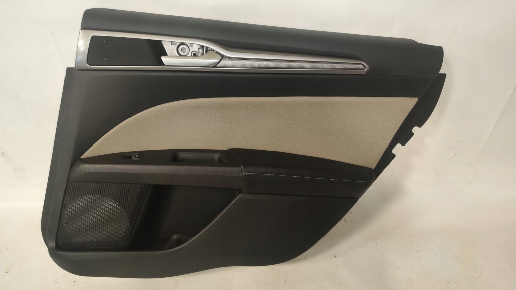 фото №1, Обшивка дверь правый задняя ford fusion usa sedan 2017