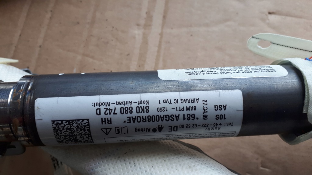 фото №9, A4 b8 s4 шторка безопасности правая перед подушка безопасности 8k0880742d