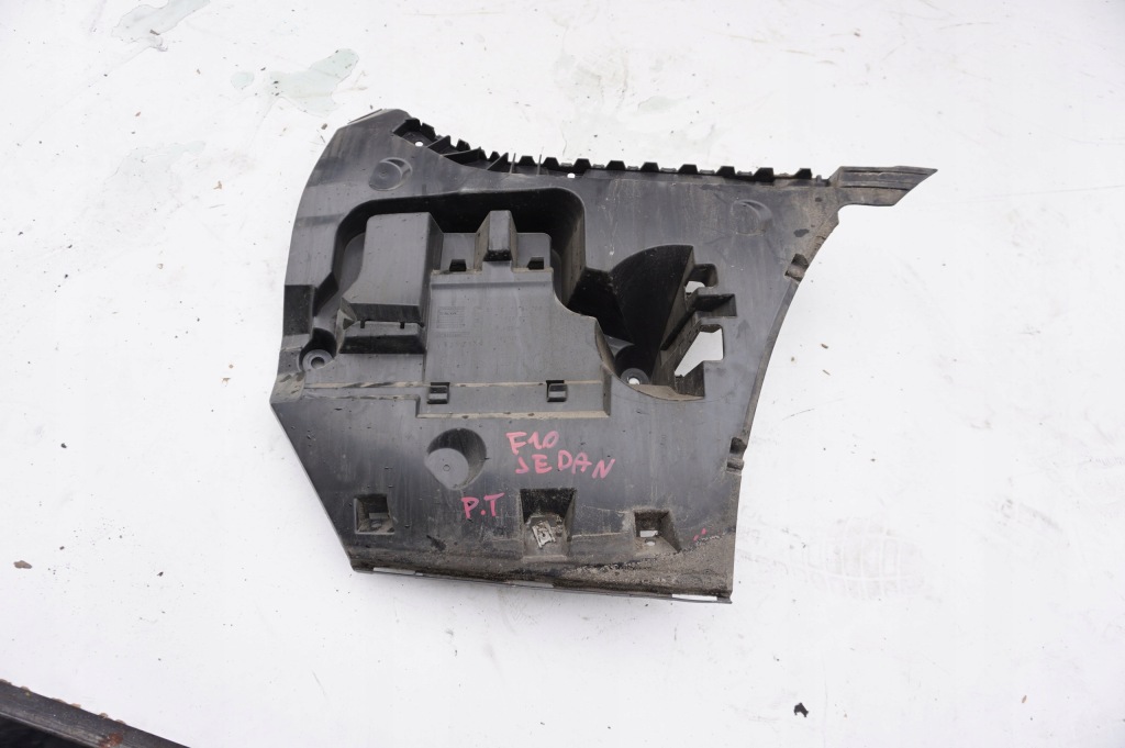 фото №1, Напрямна бампера правий задня bmw 5 f10