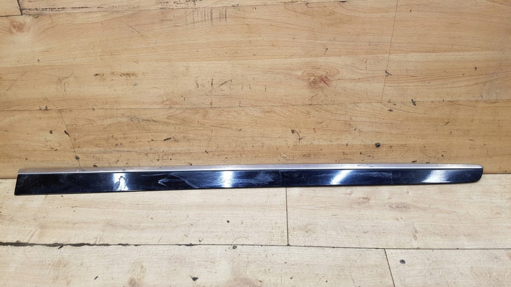 Купити Молдинг двері перед права mercedes w164