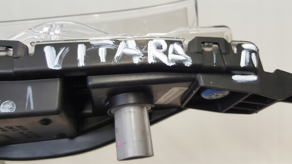 фото №8, Suzuki vitara ii 2 led drl левый перед 15-18r