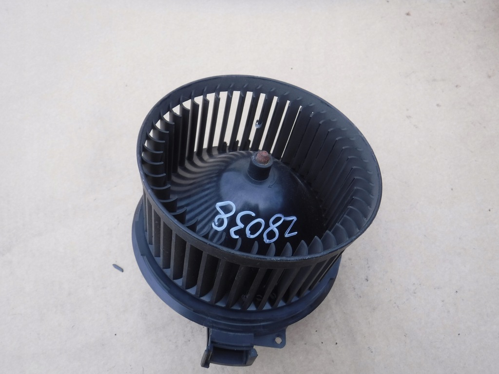 фото №1, Воздуходувка вентилятор воздуховод ford fiesta mk7