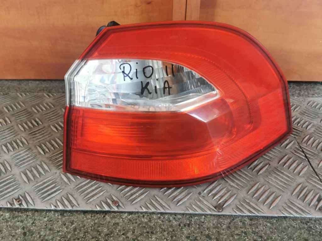фото №1, Лампа правий задня kia rio iii hb 11-